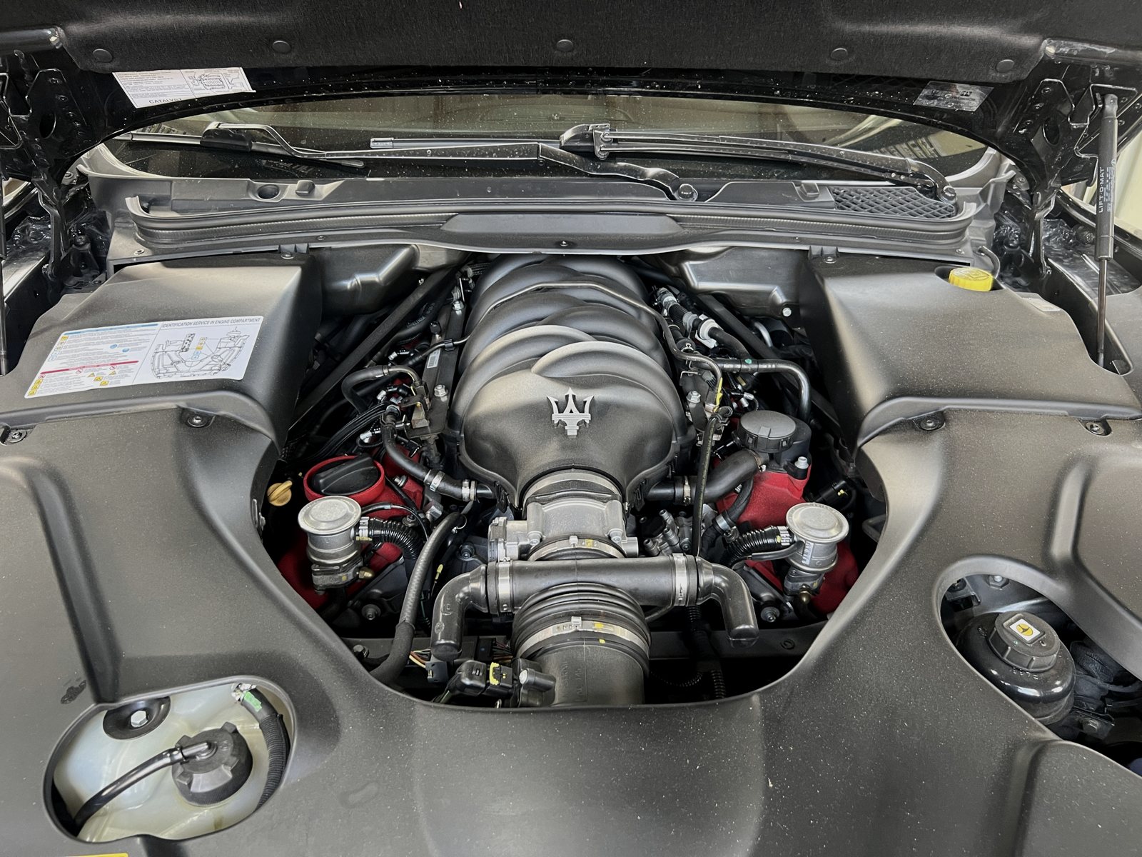 Maserati V8 engine bay